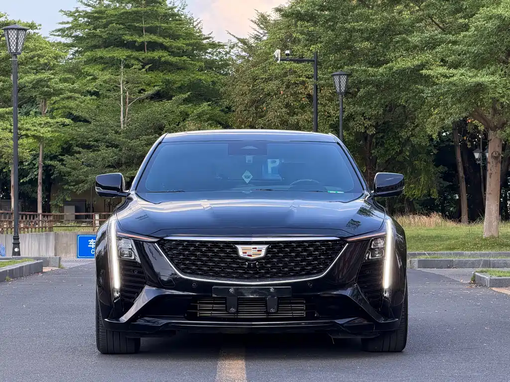 Cadillac CT5 — миниатюра 6