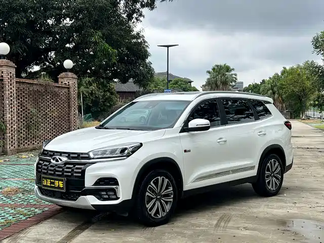 CHERY TIGGO 8