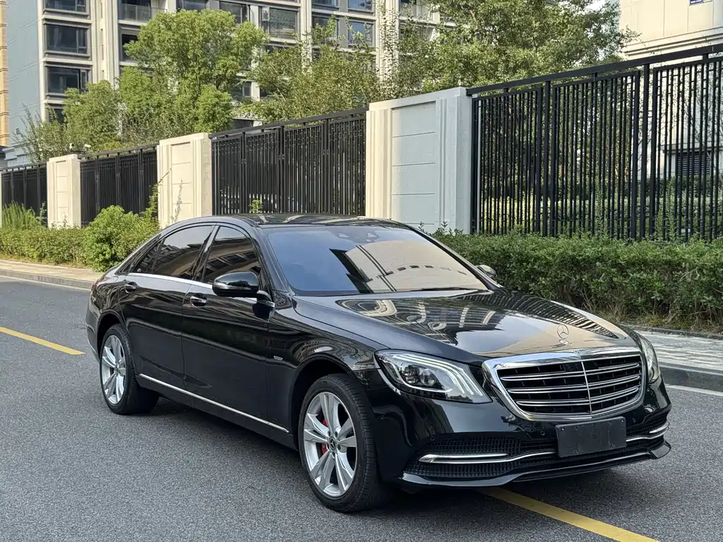Mercedes-Benz S-Class — миниатюра 2