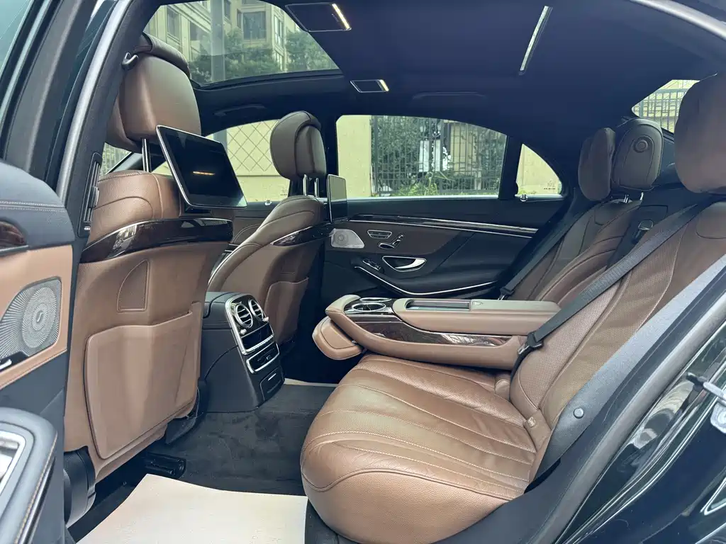 Mercedes-Benz S-Class — миниатюра 9