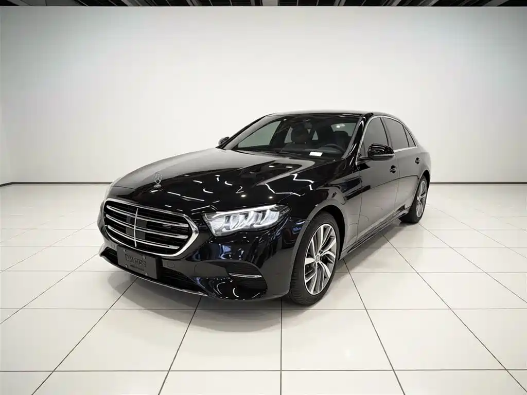 Mercedes-Benz E-Class 2025