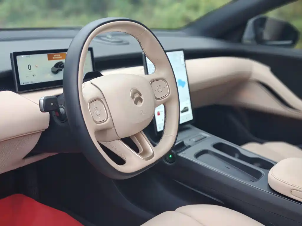 NIO ET5T — миниатюра 4