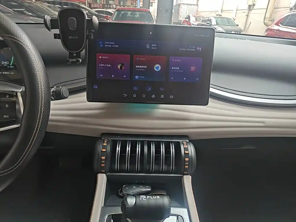BYD Yuan Plus — миниатюра 13