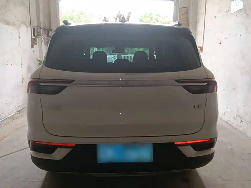 Geely Haoyue — миниатюра 6