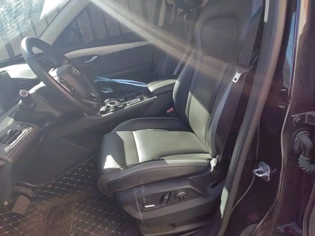 Qoros Qoros 7 — миниатюра 11