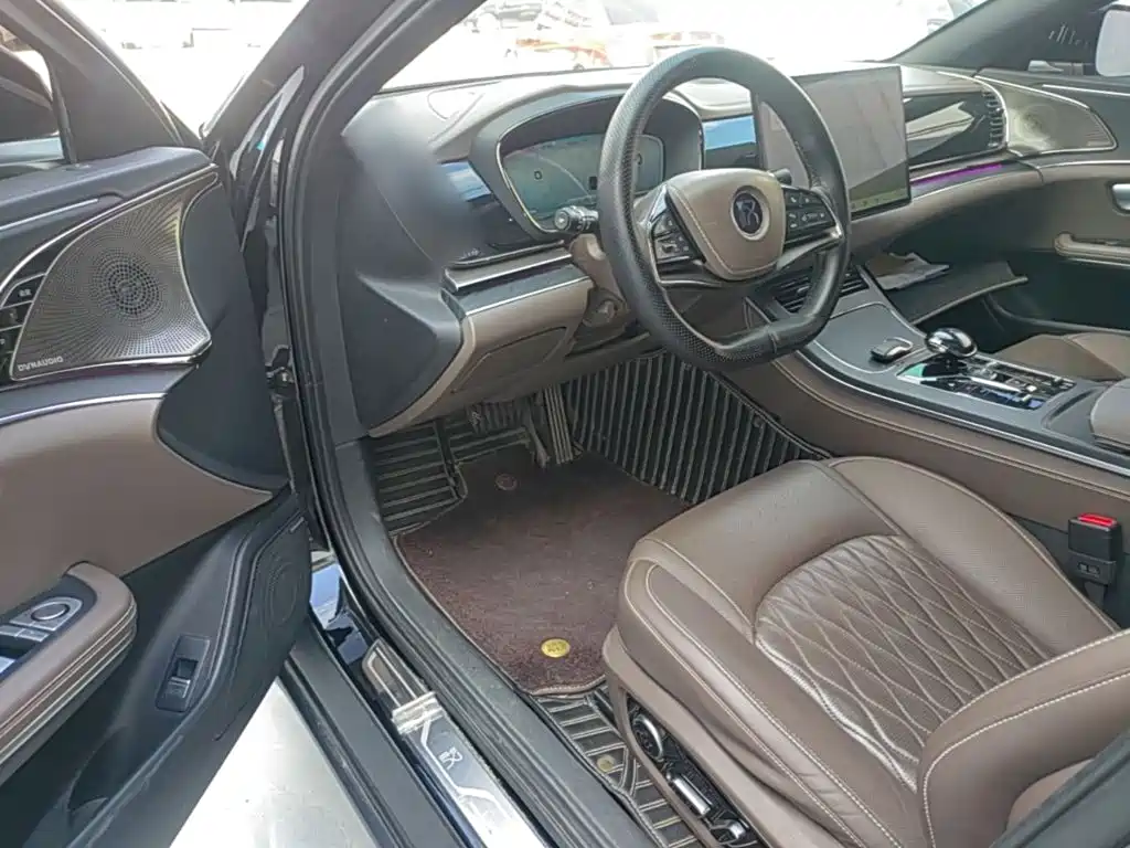 BYD Han — миниатюра 16