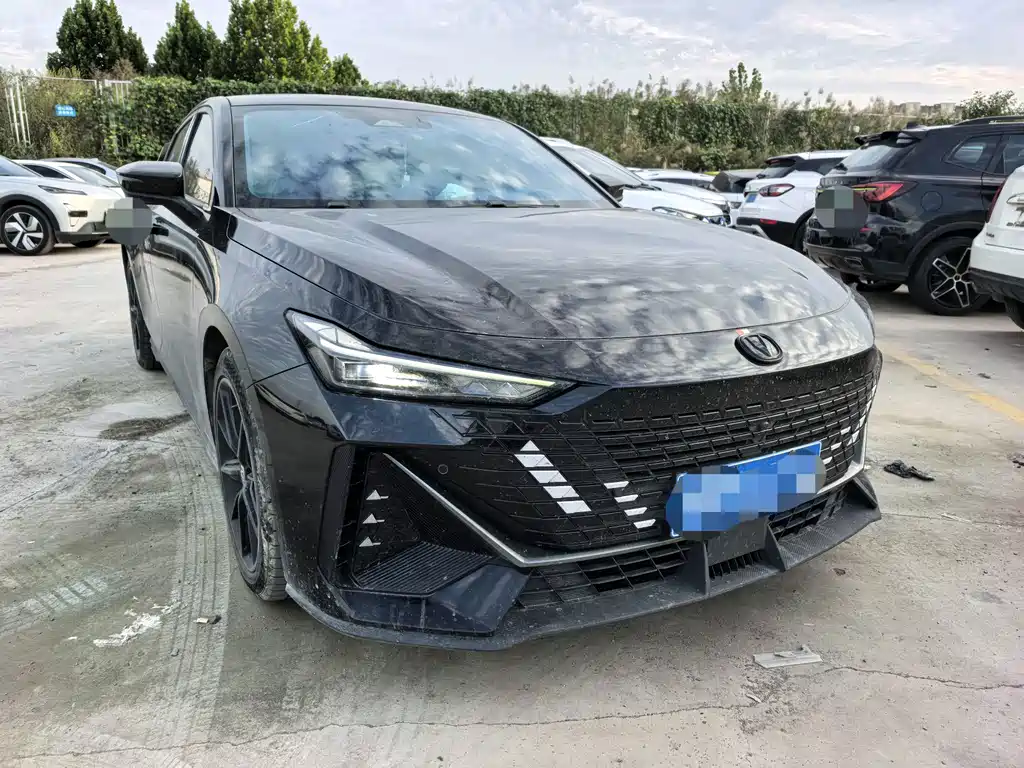 Changan UNI-V — миниатюра 3
