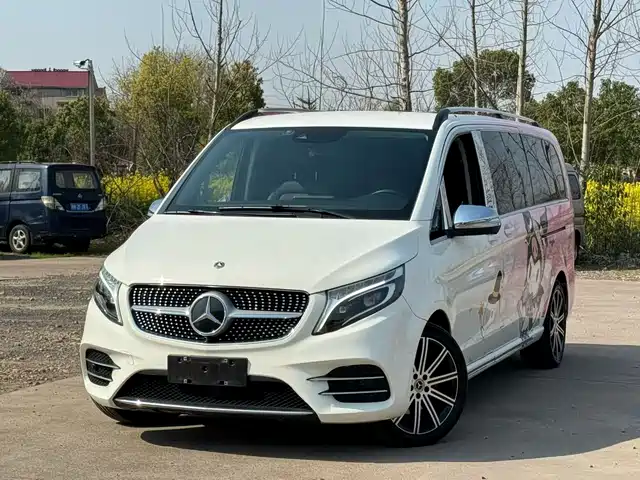 MERCEDES-BENZ V CLASS