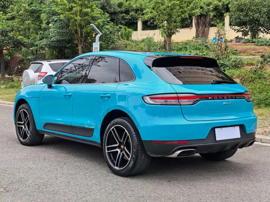 Porsche Macan — миниатюра 7