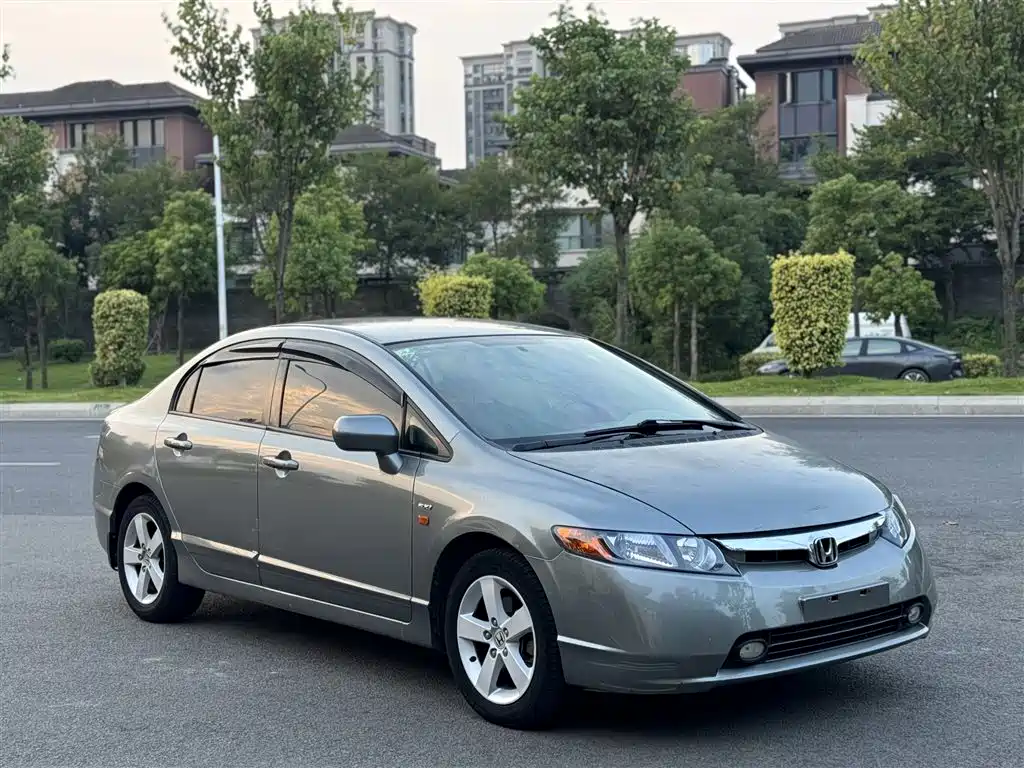 Honda Civic — миниатюра 3