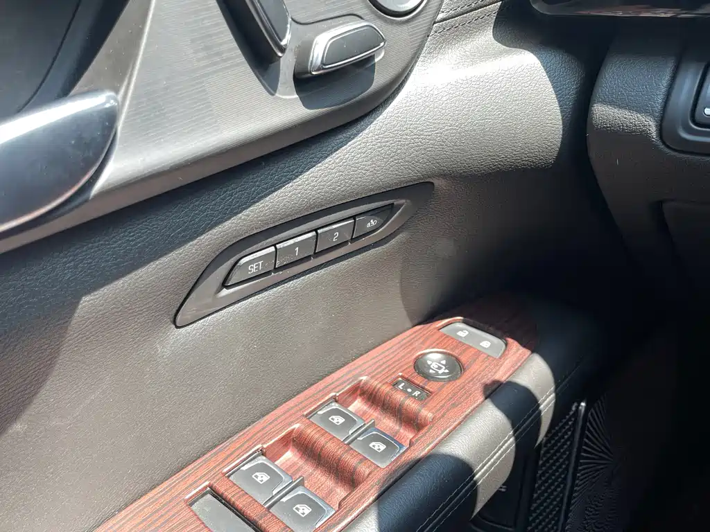 Cadillac CT6 — миниатюра 25