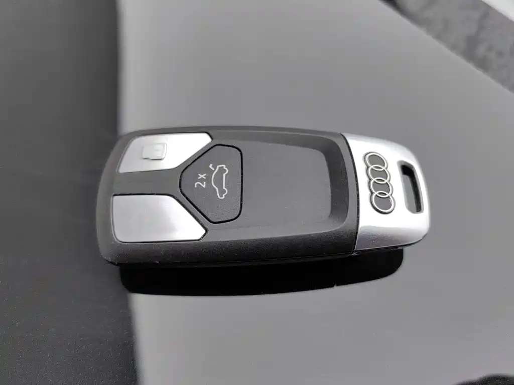 Audi Q5L — миниатюра 19
