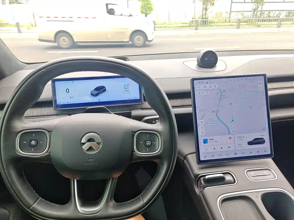 NIO ES6 — миниатюра 17