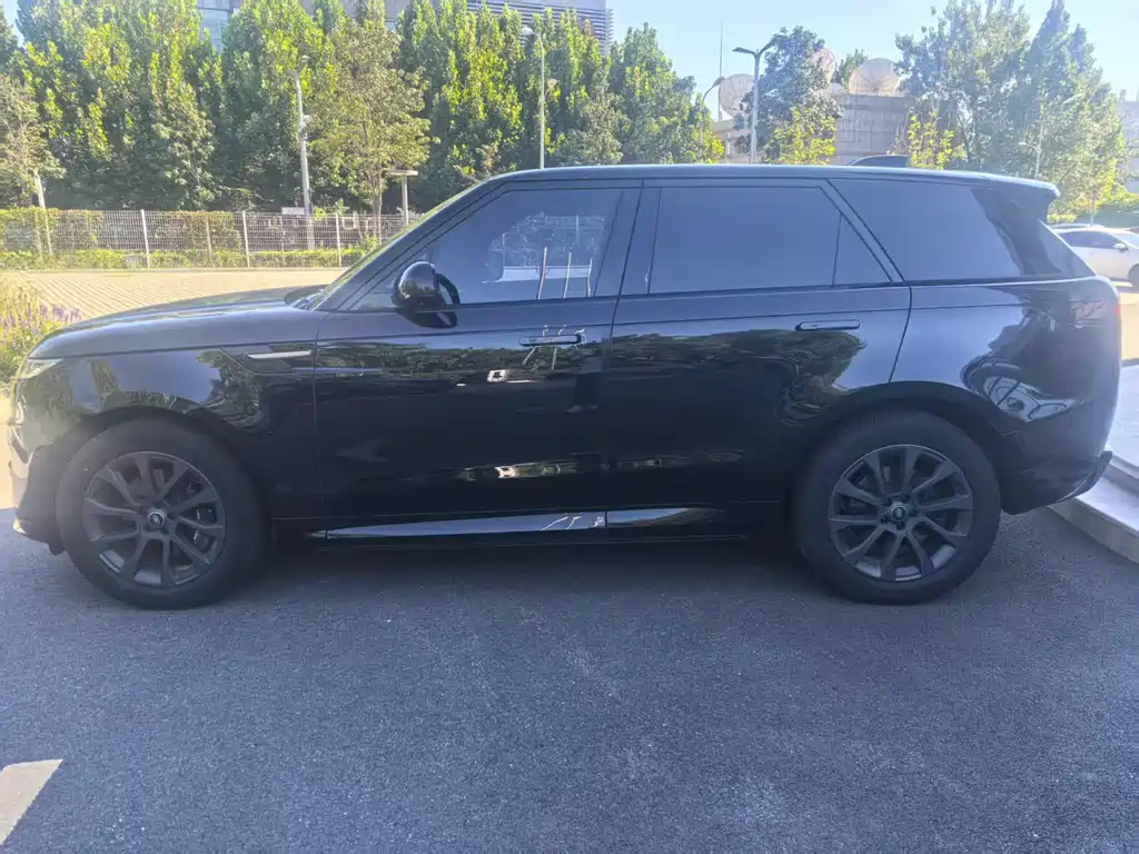 Land Rover Sport — миниатюра 2