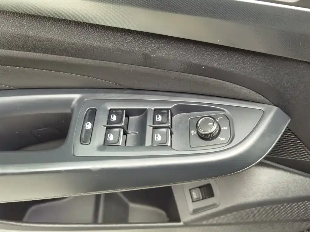 Volkswagen Passat — миниатюра 9