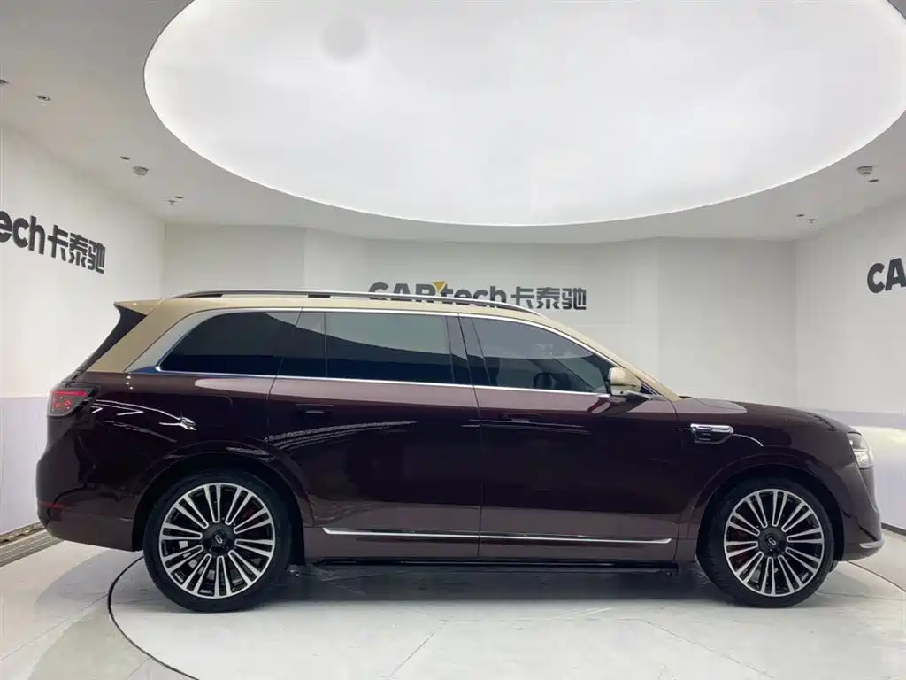 AITO ASK THE WORLD M9