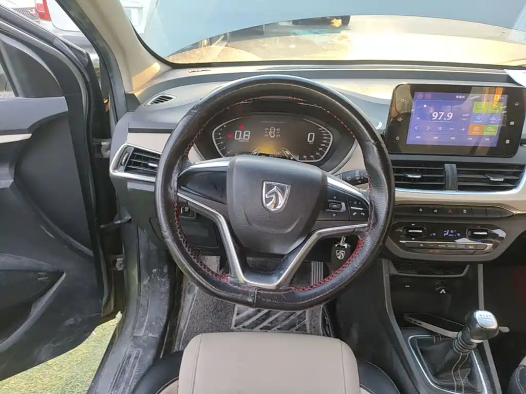 Baojun 360 — миниатюра 11