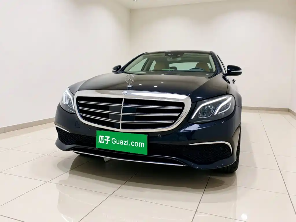 Mercedes-Benz E-Class — миниатюра 2