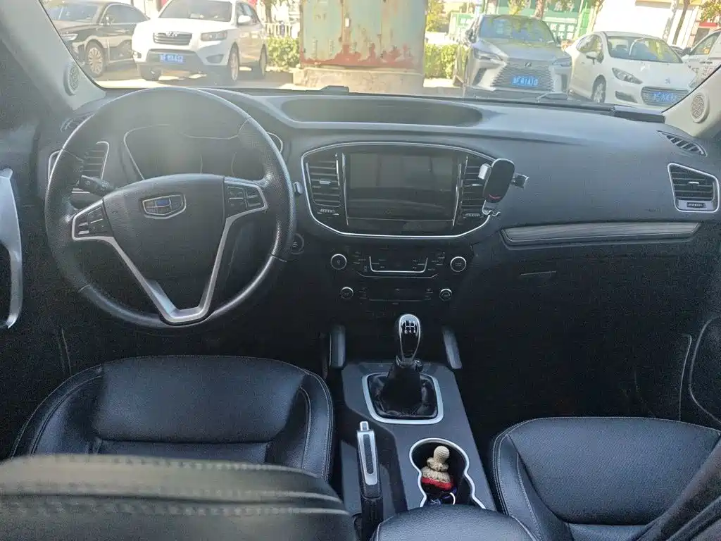 Geely Vision X6 — миниатюра 10