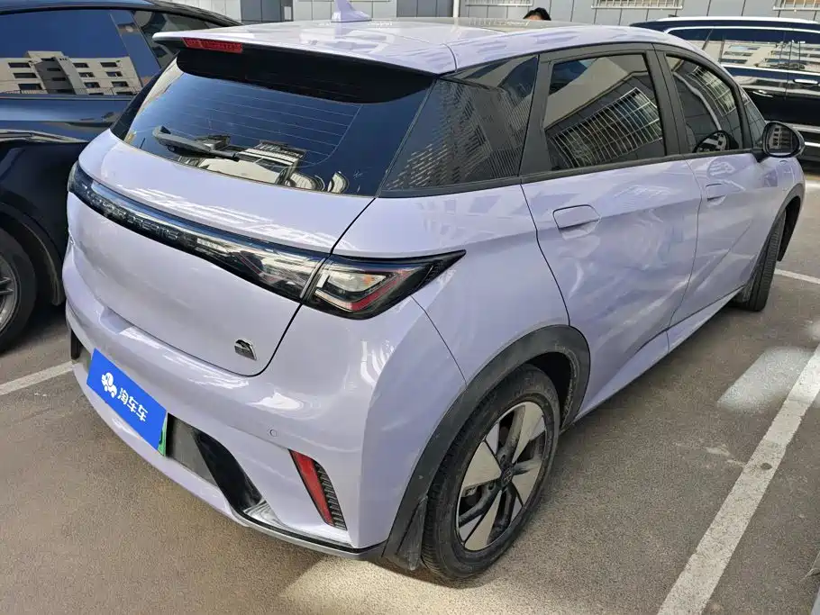 BYD Dolphin 2023 — фото 3