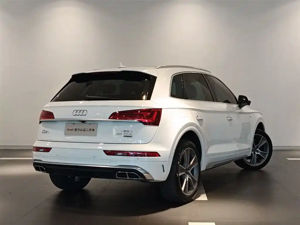 Audi Q5L 2021 — фото 4