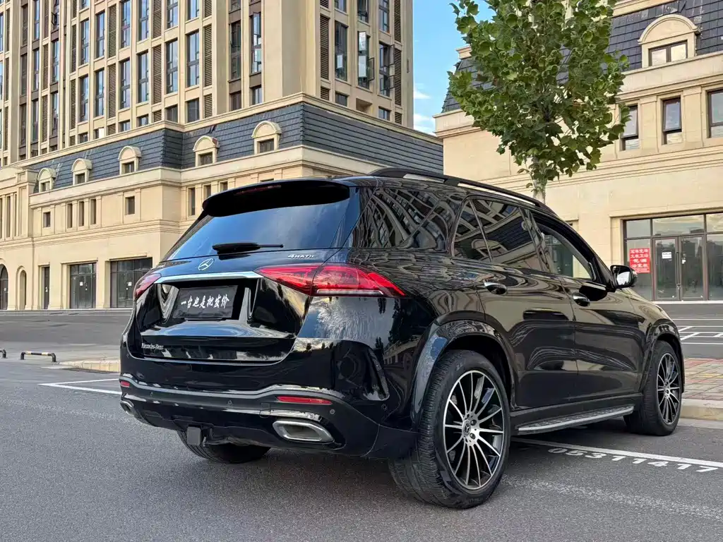 Mercedes-Benz GLE (Import) — миниатюра 9