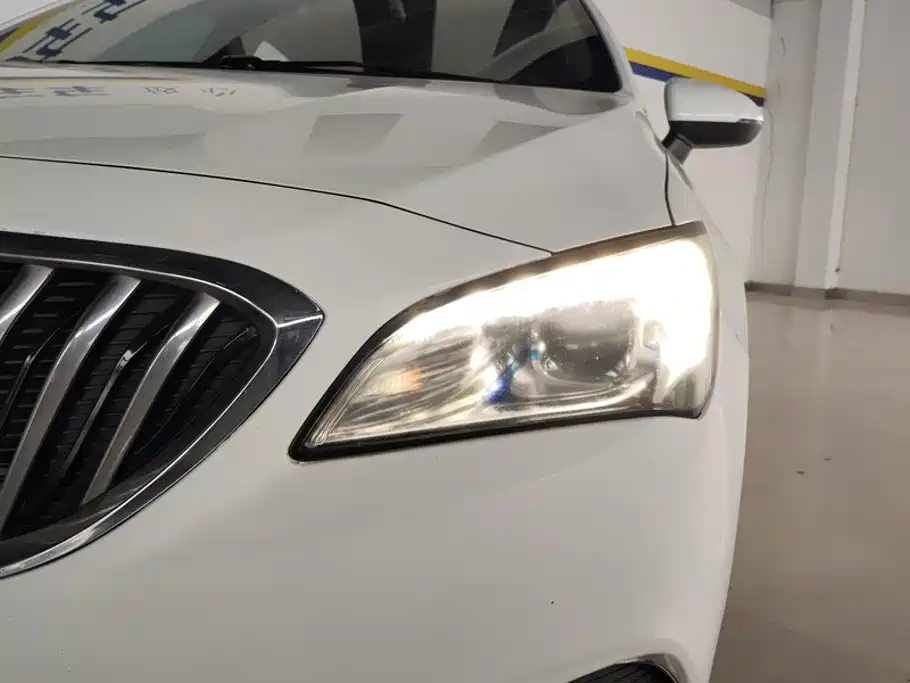 Buick Verano — миниатюра 5