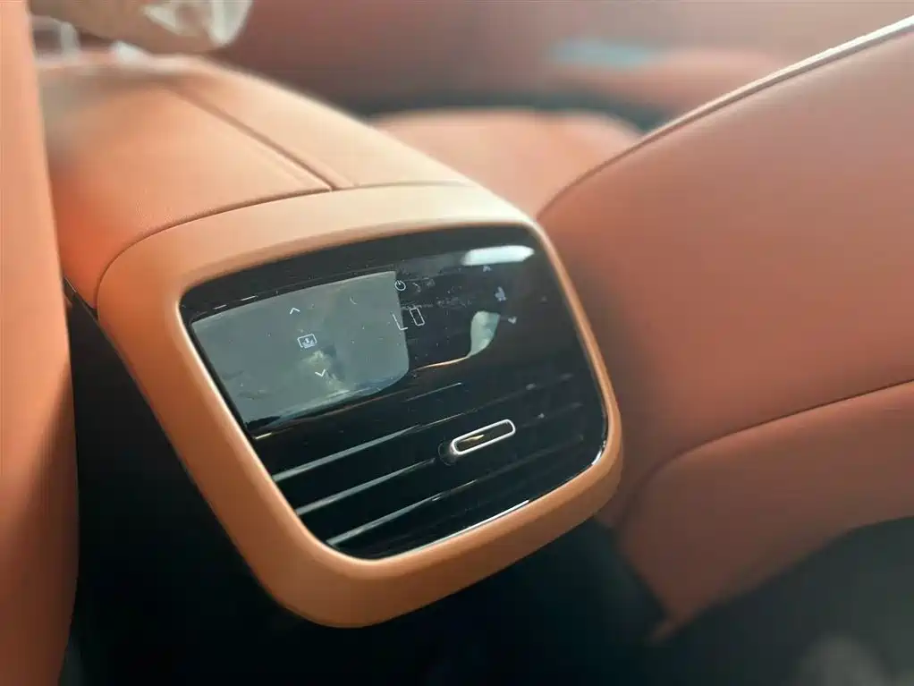 Changan Deepal DARK BLUE S07