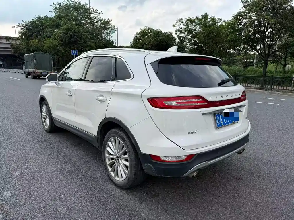 Lincoln MKC 2019 2.0T Premium V