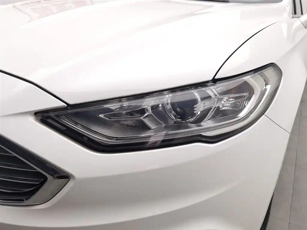 Ford Mondeo 2017 EcoBoost 180 Fashion