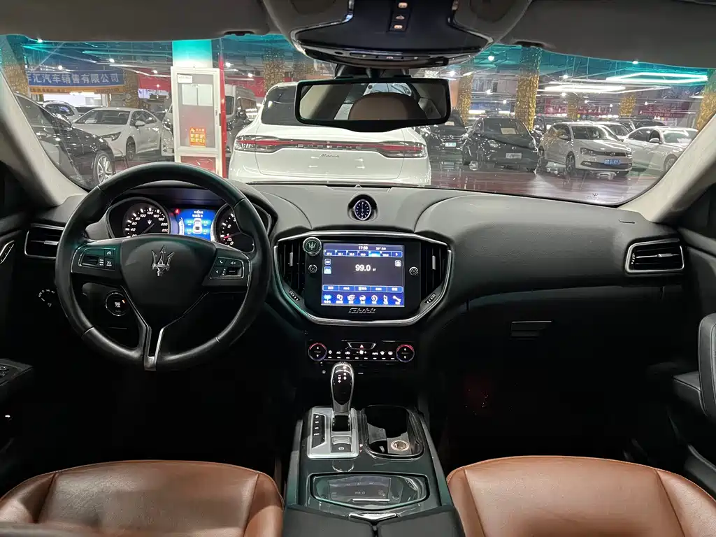 Maserati Ghibli — миниатюра 9