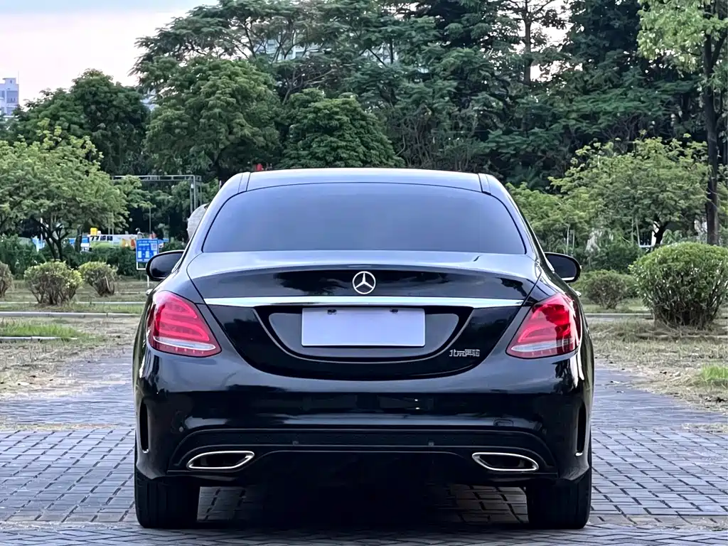 Mercedes-Benz C-Class — миниатюра 5