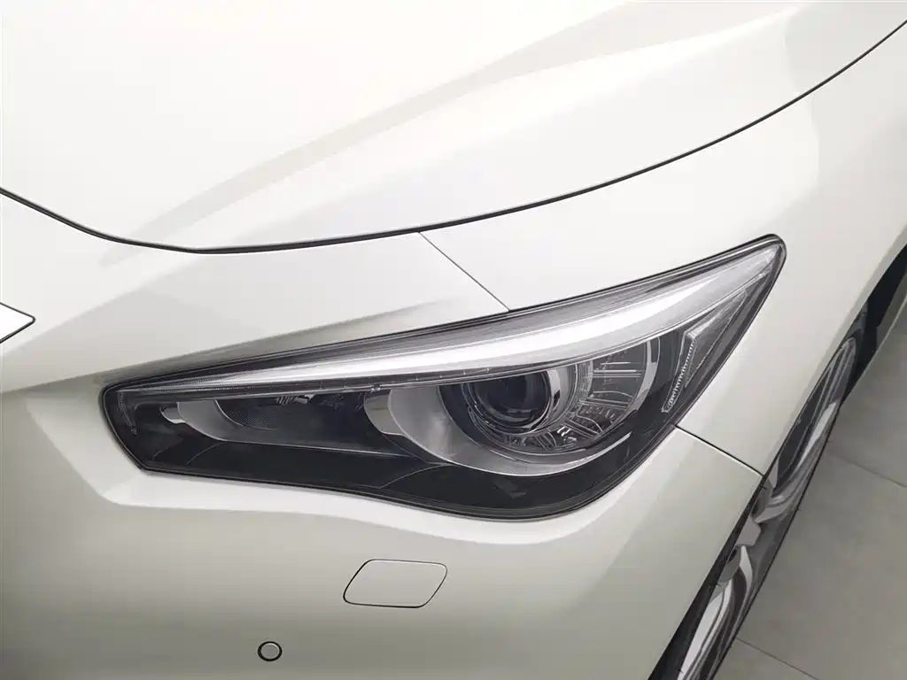 Infiniti Q50L 2022 2.0T