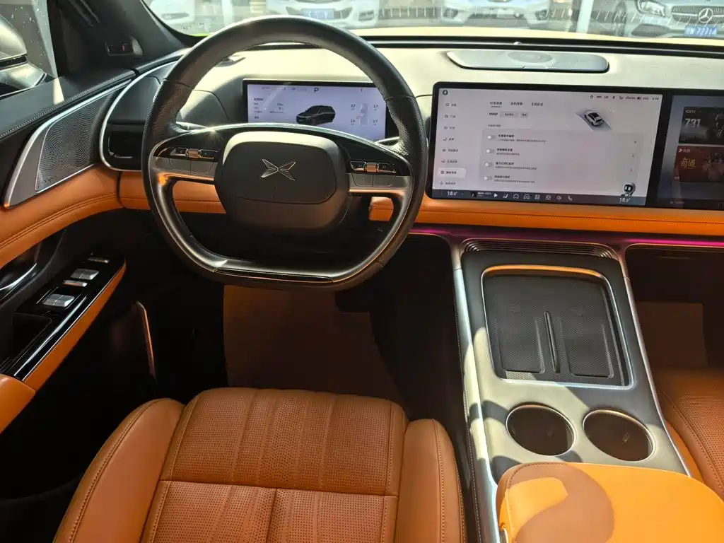 XPeng G9 — миниатюра 7