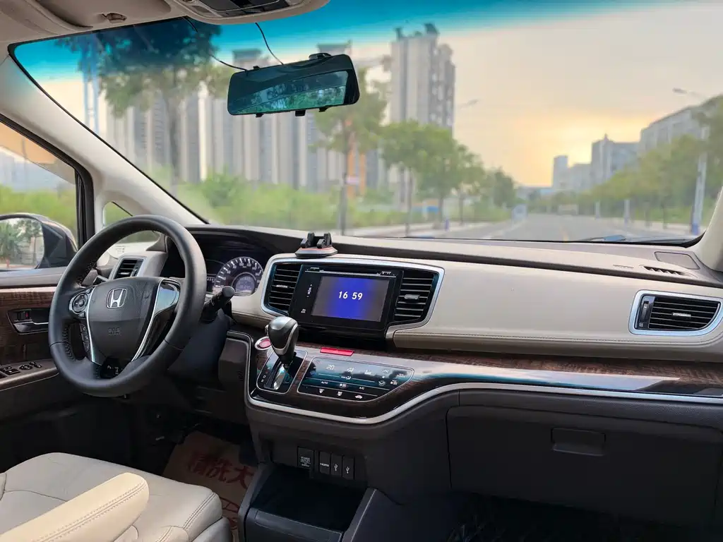 Honda Odyssey — миниатюра 14