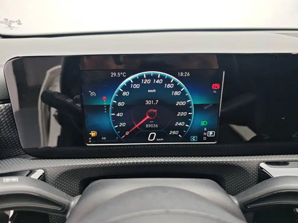 Mercedes-Benz A-Class — миниатюра 12