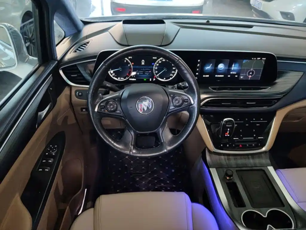 Buick GL8 — миниатюра 11