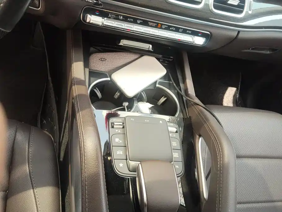 Mercedes-Benz GLE (Import) — миниатюра 16