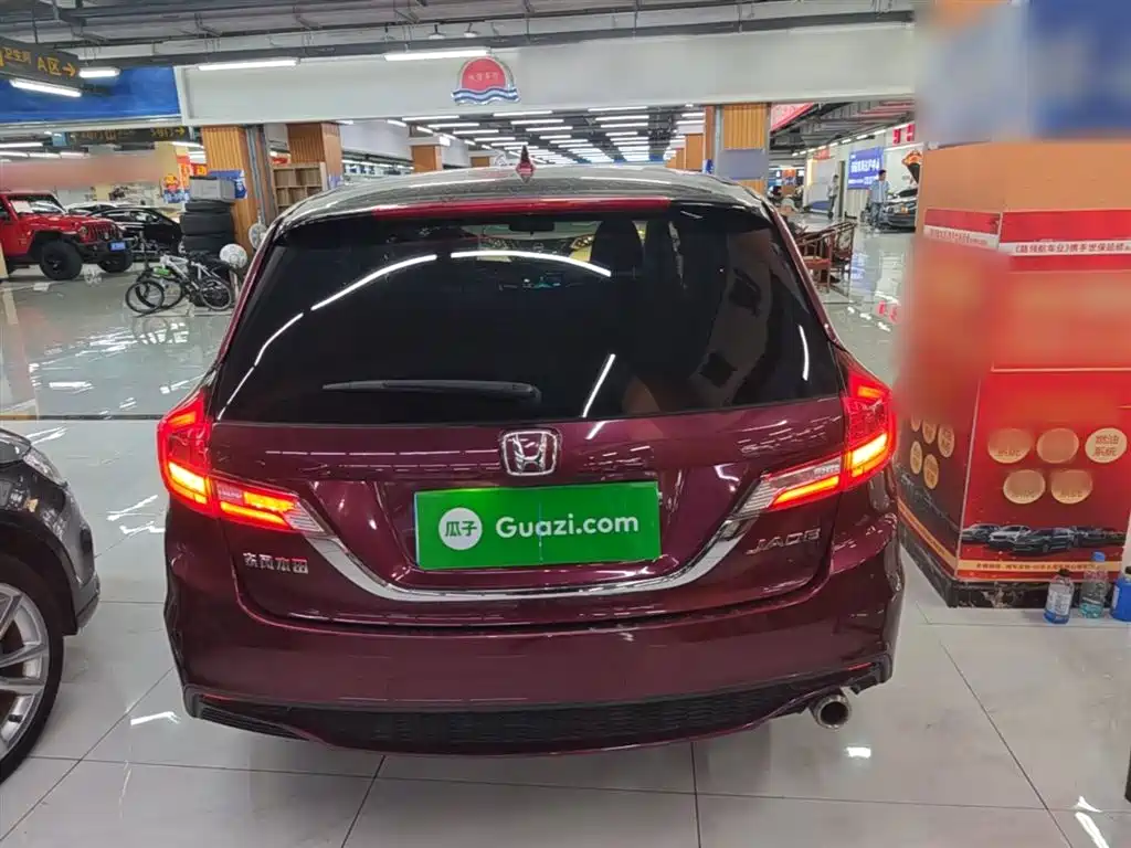 Honda Jade 2017 1.8L AT Comfort 5 мест