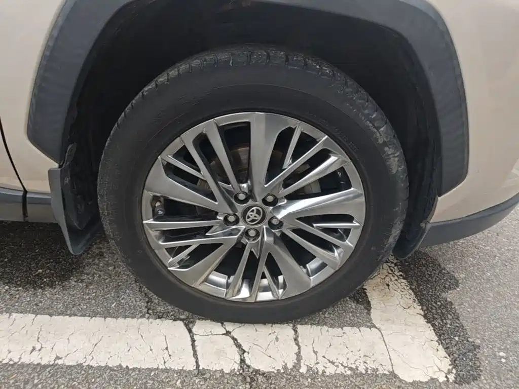 Toyota Wildlander — миниатюра 12