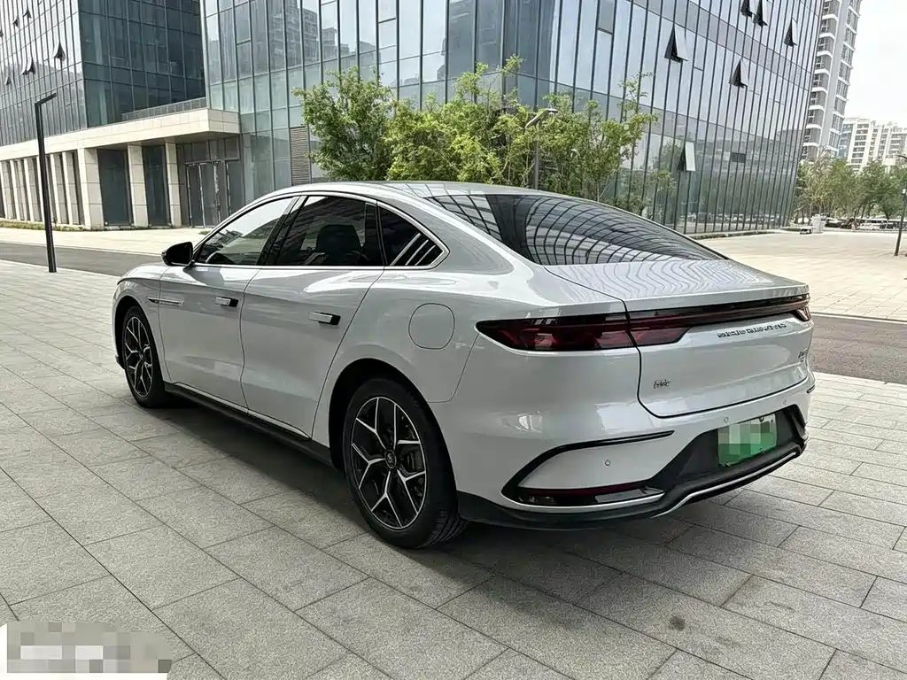 BYD Han — миниатюра 9