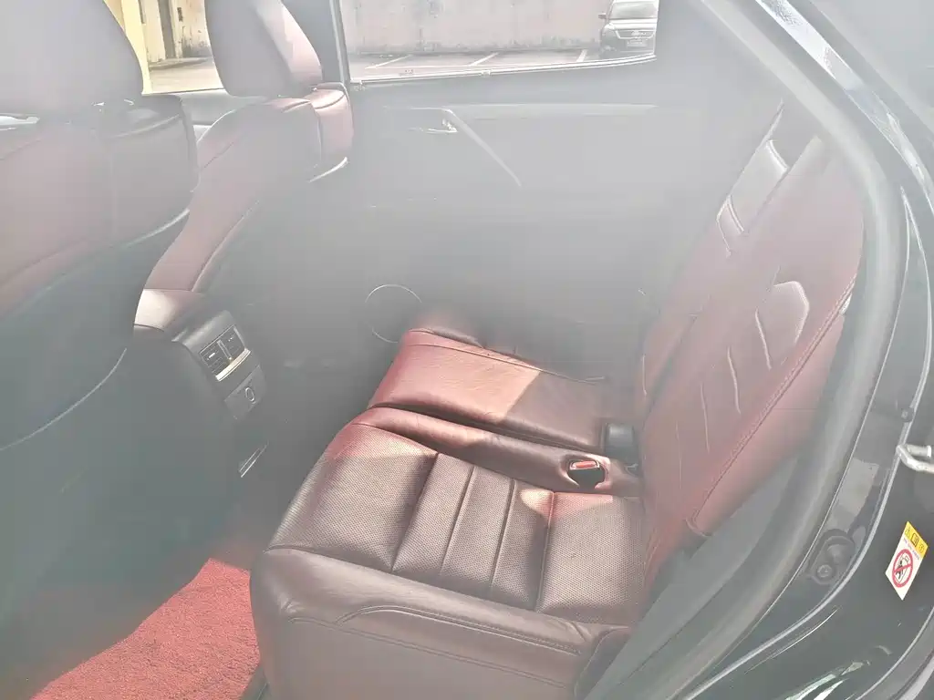 Lexus RX — миниатюра 6