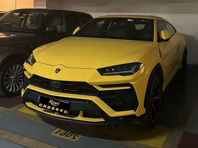 lamborghini urus