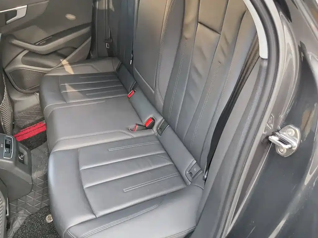 Audi A4 (Import) — миниатюра 13