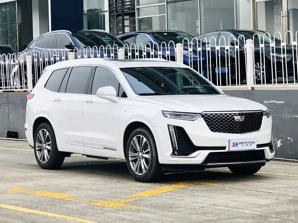 Cadillac XT6 — миниатюра 3