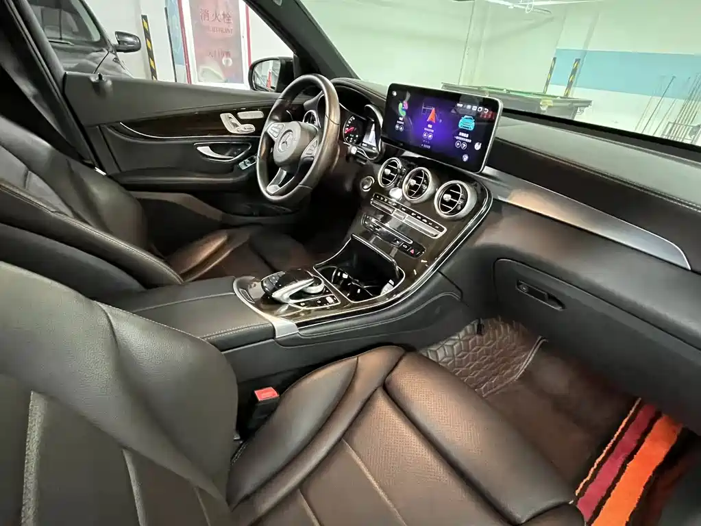 Mercedes-Benz GLC — миниатюра 12