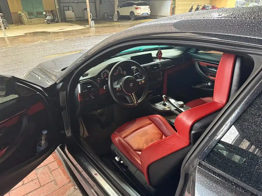 BMW M4 2019 M4