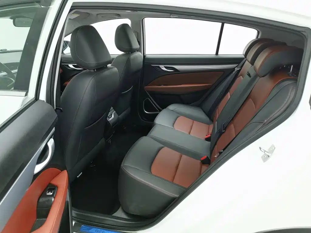 Geely Vision S1 — миниатюра 15