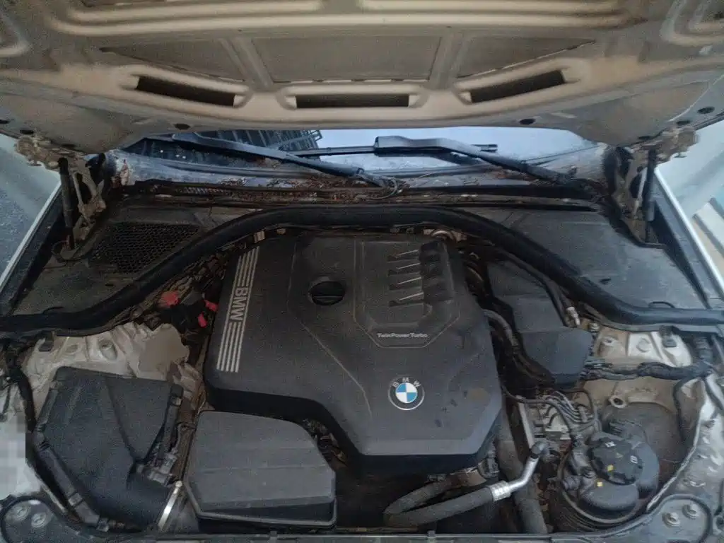 BMW 3 Series — миниатюра 21