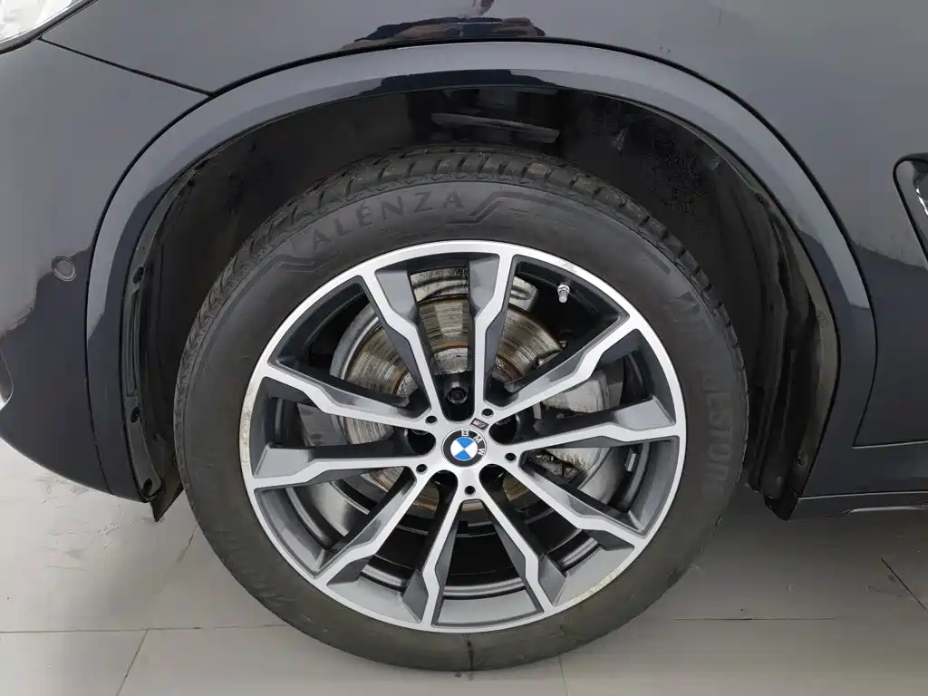 BMW X4 — миниатюра 17